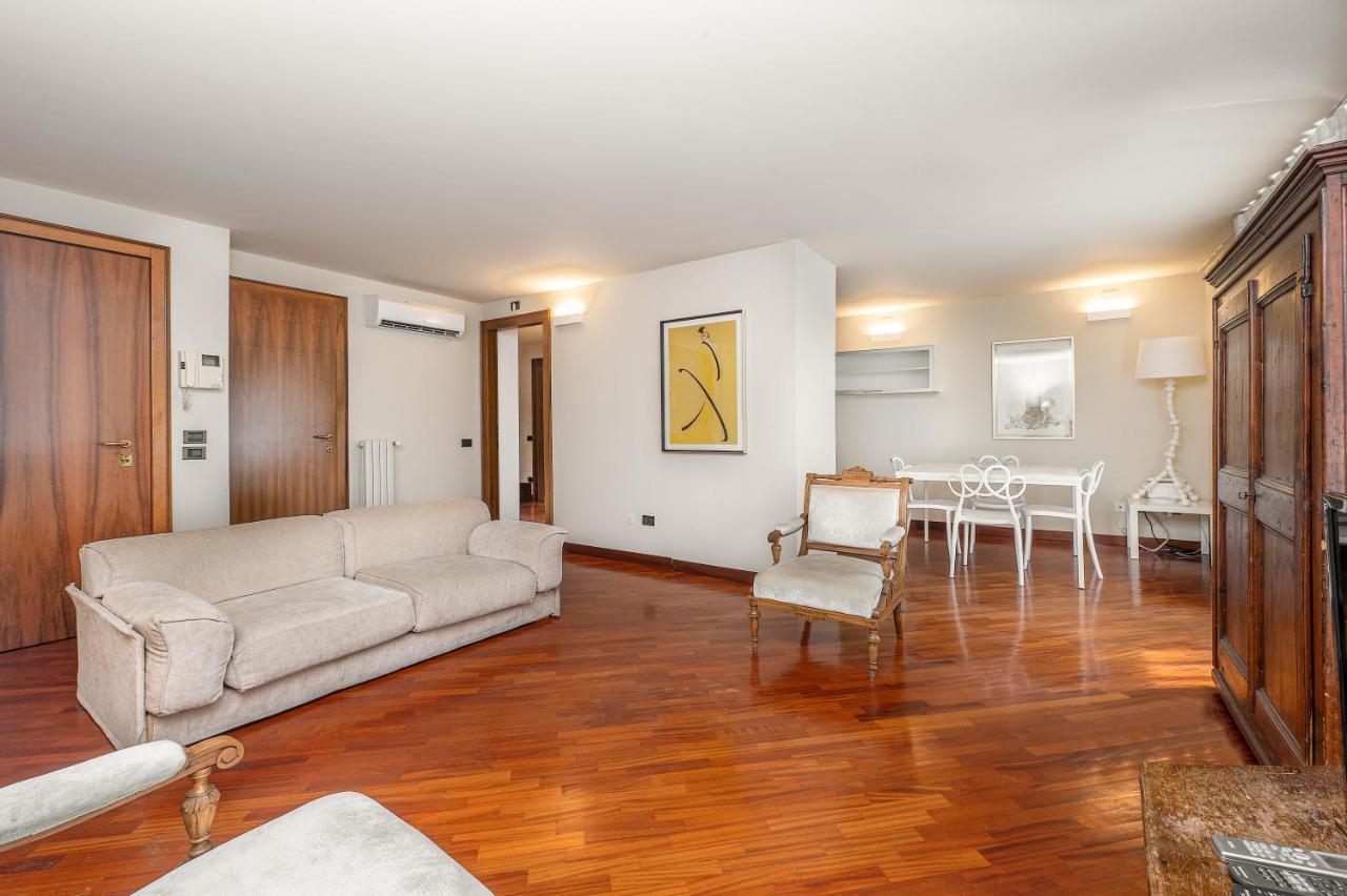 Cozy 2 Bedroom In The Heart Of Vérone Extérieur photo